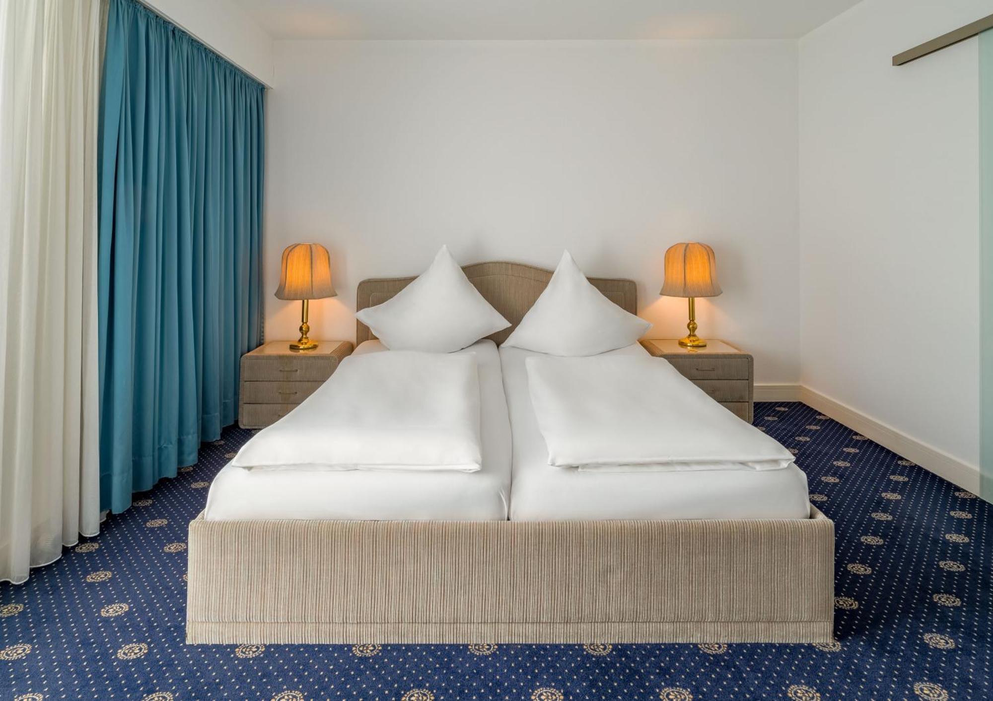 Aspire Oldenburg, Trademark Collection By Wyndham ภายนอก รูปภาพ